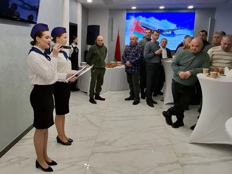 Рейс 23 февраля: Гродненский ЦСМС поднялся на борт праздника!