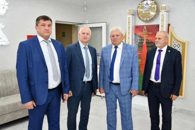 Визит представителей Росстандарта в Гродненский ЦСМС: обмен опытом и перспективы сотрудничества