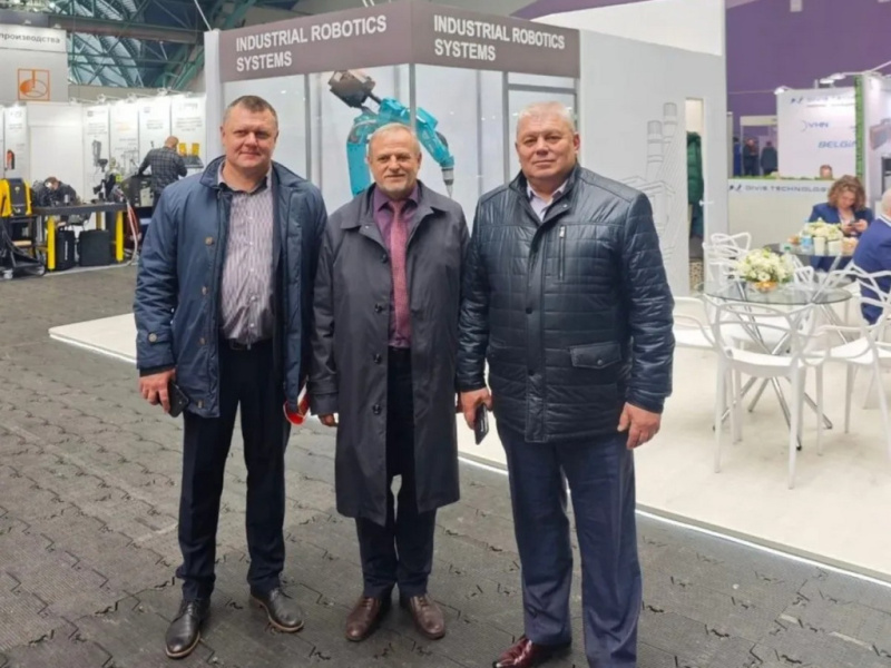 Новые горизонты: делегация Гродненского ЦСМС на выставке в Минске