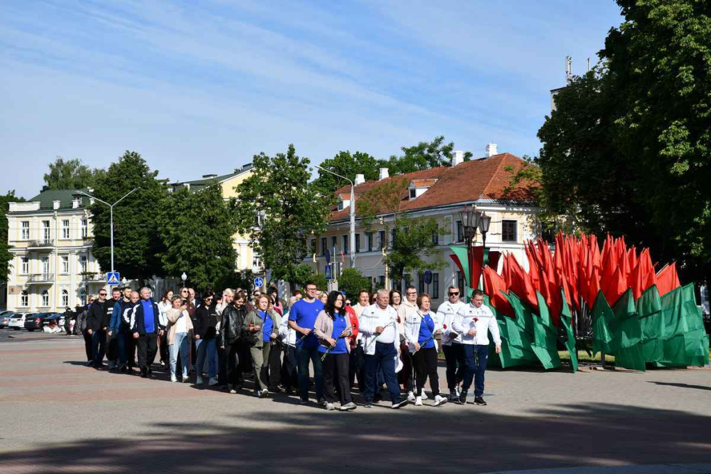 1.jpg 1.jpg